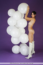  balloon party nice erotic tits teen younger thumbs